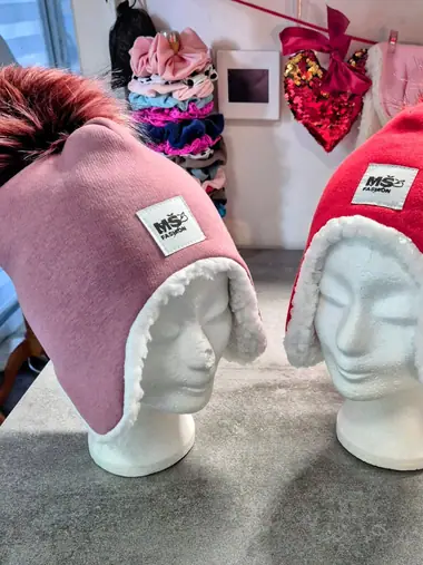 Čiapky a doplnky šité na mieru — MŠ Fashion, Kvetoslavov (15)