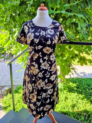 Dámske šaty a blúzky šité na mieru — MŠ Fashion, Kvetoslavov (4)