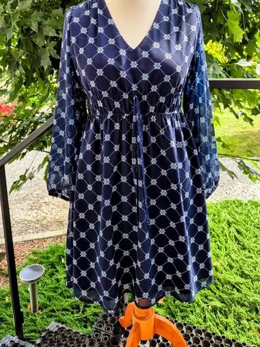 Dámske šaty a blúzky šité na mieru — MŠ Fashion, Kvetoslavov (18)
