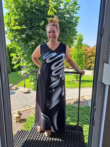 Dámske šaty a blúzky šité na mieru — MŠ Fashion, Kvetoslavov (23)