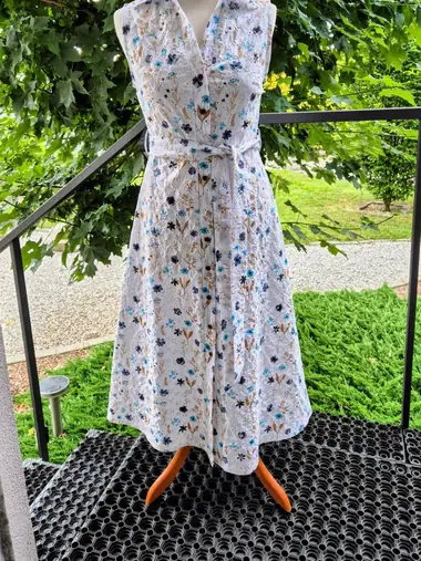 Dámske šaty a blúzky šité na mieru — MŠ Fashion, Kvetoslavov (24)