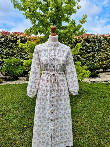 Dámske šaty a blúzky šité na mieru — MŠ Fashion, Kvetoslavov (44)