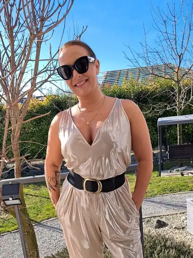 Komplety, saká a kabáty šité na mieru — MŠ Fashion, Kvetoslavov (29)