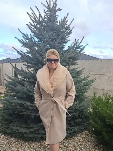 Komplety, saká a kabáty šité na mieru — MŠ Fashion, Kvetoslavov (39)