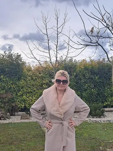 Komplety, saká a kabáty šité na mieru — MŠ Fashion, Kvetoslavov (47)